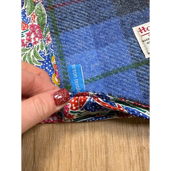 Harris Tweed Scarf Blue Tartan Wool Silky Paisley Backing - Picture 6 of 8